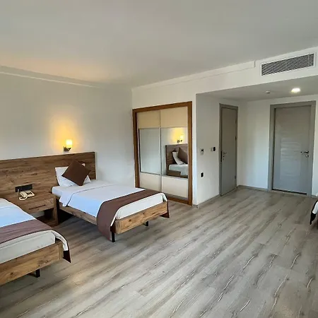 Uptown Bueyuek Anadolu 酒店 4*