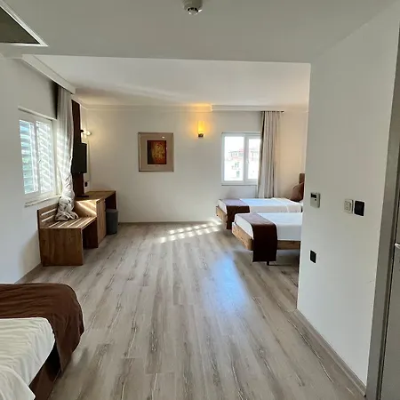 Uptown Bueyuek Anadolu 4*