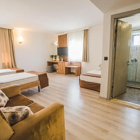 Uptown Bueyuek Anadolu فندق