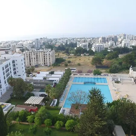 מלון Uptown Bueyuek Anadolu קיירניה