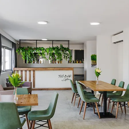 Uptown Bueyuek Anadolu 4* קיירניה