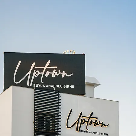 מלון Uptown Bueyuek Anadolu