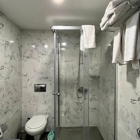 Uptown Bueyuek Anadolu מלון