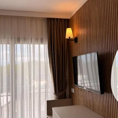 Uptown Büyük Anadolu Otel 4*
