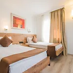 Uptown Bueyuek Anadolu