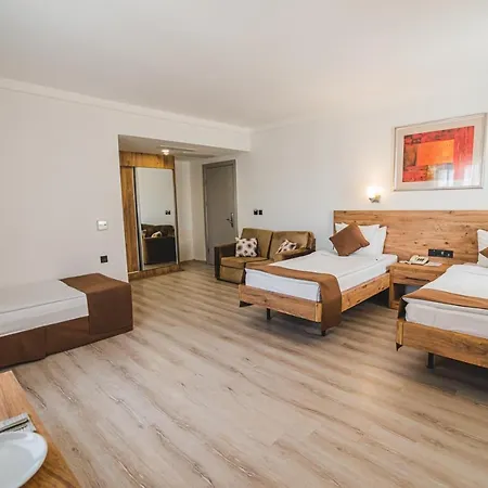 Uptown Bueyuek Anadolu Отель