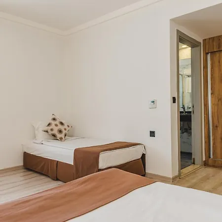 Отель Uptown Bueyuek Anadolu Кирения