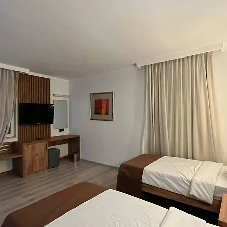 Uptown Bueyuek Anadolu Отель 4*