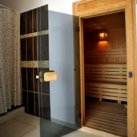 Uptown Bueyuek Anadolu 4* Kyrenia (Northern Cyprus)