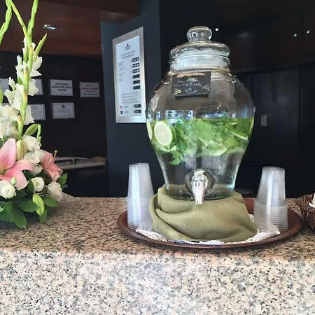 Uptown Bueyuek Anadolu Отель