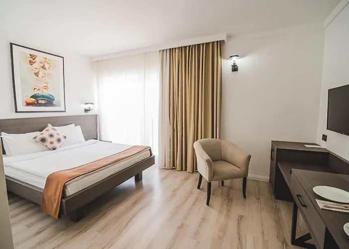 Uptown Bueyuek Anadolu ホテル 4*