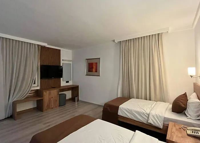 Uptown Bueyuek Anadolu ホテル 4*